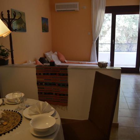 Helios-Rhodos-Apartments Коскіну Екстер'єр фото