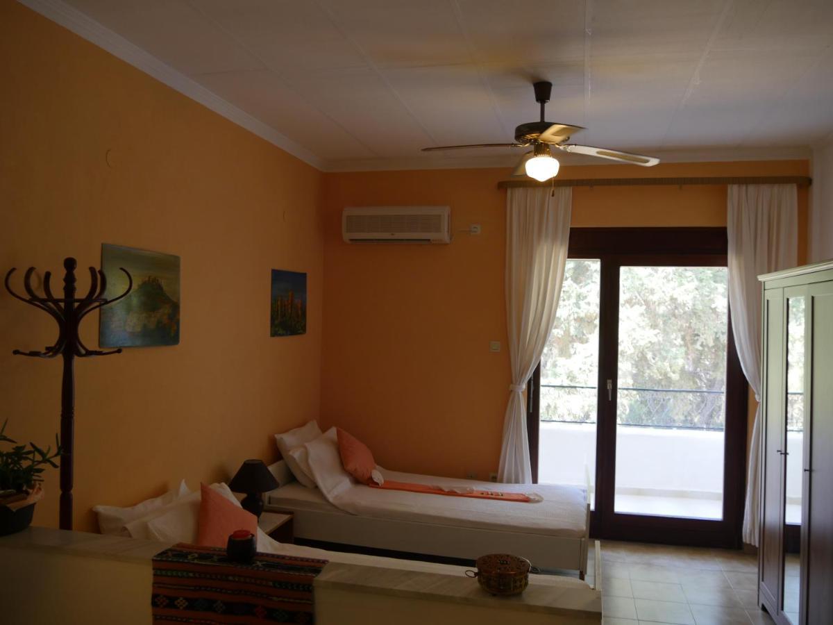 Helios-Rhodos-Apartments Коскіну Екстер'єр фото